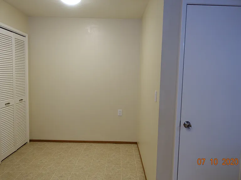 1618 McKinley Ave — Photo 8