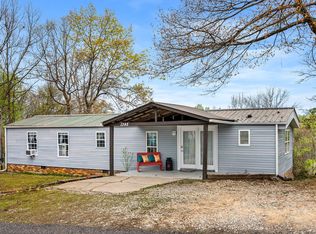 1345 Paradise Ln, Dandridge, TN 37725