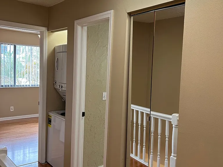 139 Sparrow Dr #3F — Photo 22
