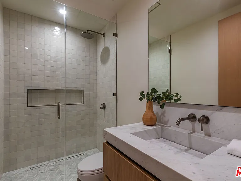 634 Moreno Ave — Photo 23