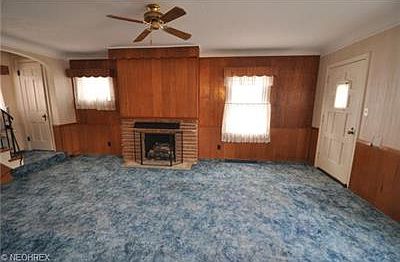 3rd image of 17413 Dartmouth Ave