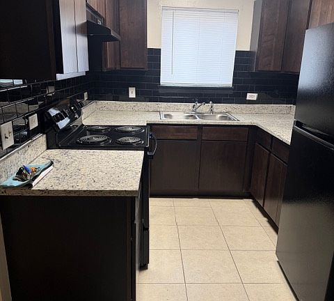 2nd image of 441 Perrie Dr #102