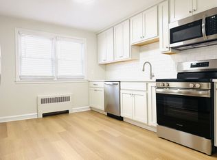 167 Norwood Ave, Cranston, RI 02905