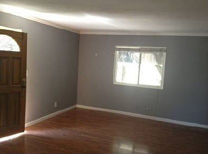4th image of 148 N 10th Ave