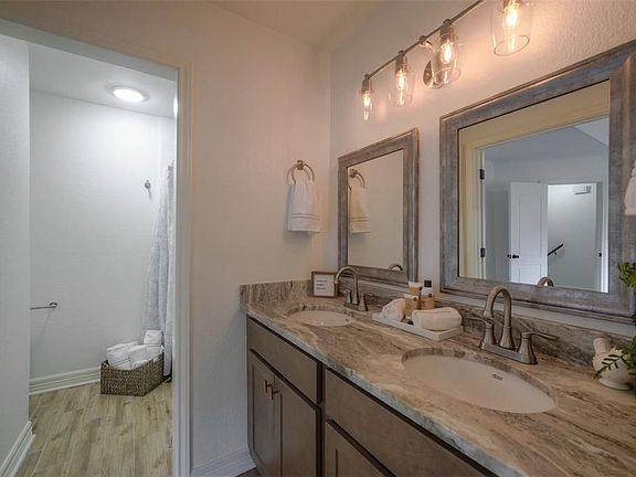 4th image of 2807 Elm Grove Ct
