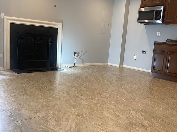 2nd image of 9644 Eaton Woods Pl