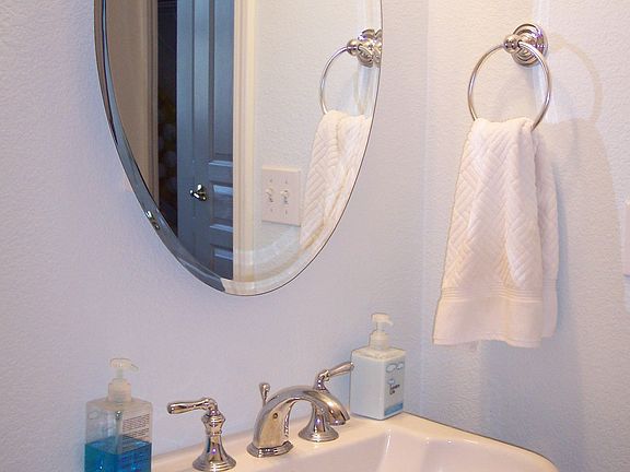 5th image of 1360 Shady Ln APT 324