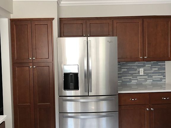 4th image of 21509 Woodview Dr