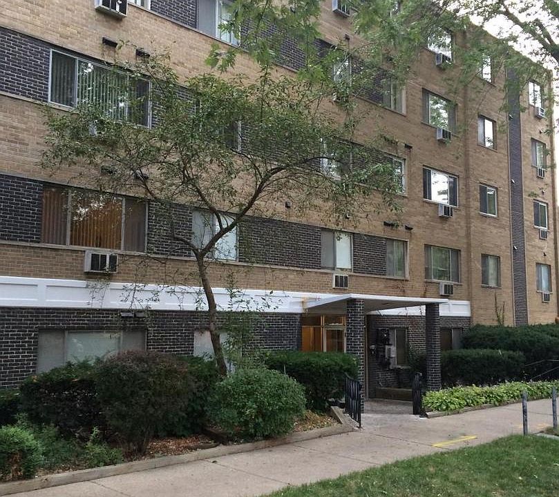 1st image of 7306 N Winchester Ave APT 305