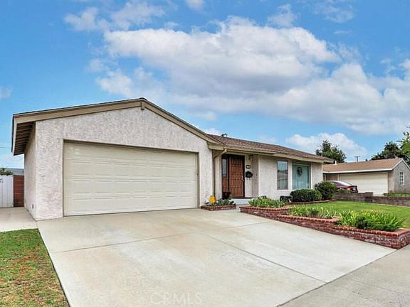2nd image of 9689 Mount Dana Cir