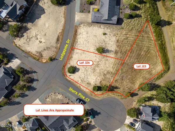 124 Shore Pine Ct, Nehalem, OR 97131