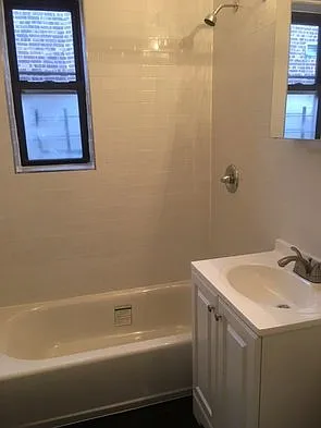45-41 39th Pl #5 — Photo 3