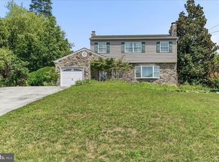 733 S Park Ave, Audubon, PA 19403