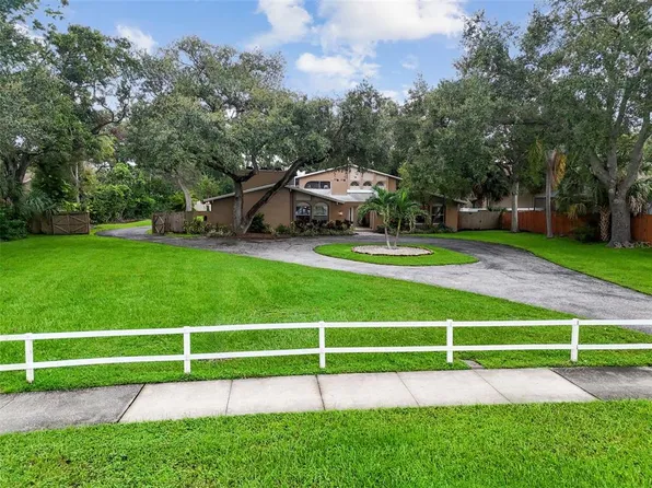 1948 Belleair Rd, Clearwater, FL 33764