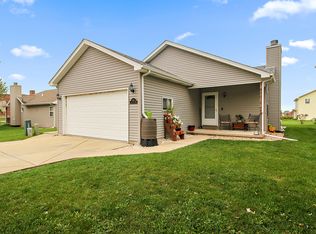 165 Vicki Ct, Manteno, IL 60950