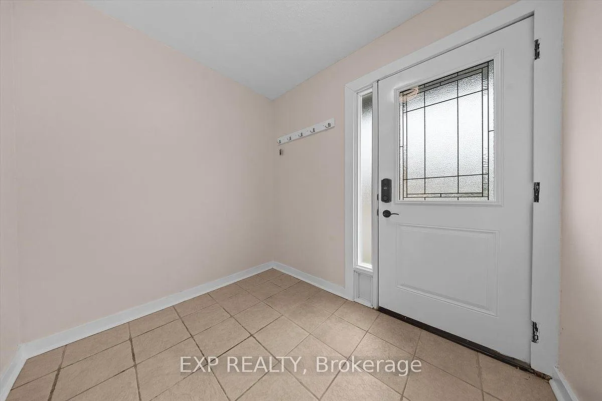 3 bed, $2,500 — Photo 3