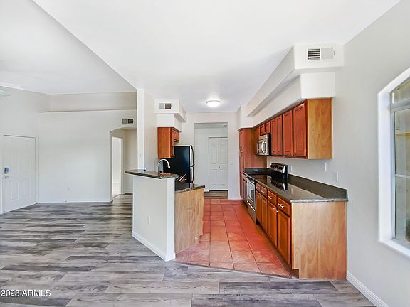 4th image of 5335 E SHEA Boulevard #2096