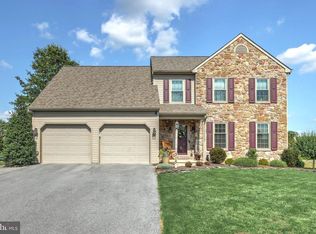 315 Olde Hickory Rd, Mount Wolf, PA 17347