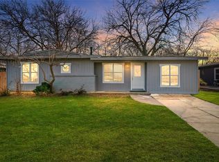 1310 E Inwood Dr, Arlington, TX