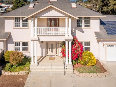 114 Hillcrest Rd, Royal Oaks, CA, 95076