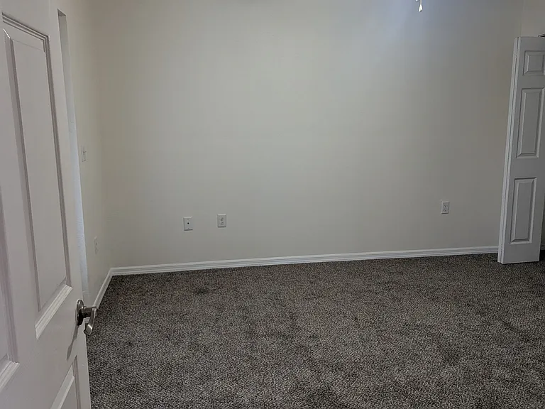 2930 W Taunton Rd — Photo 10