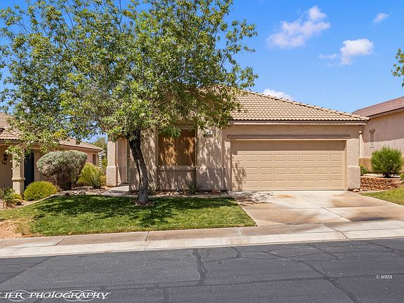 2nd image of 471 Canyon Dr