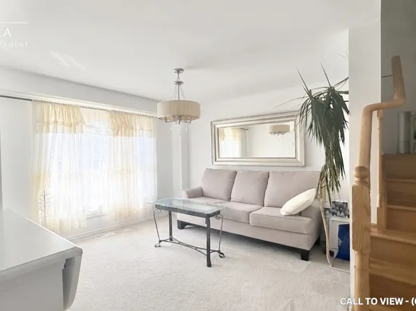6 Formosa Ave, Ajax, ON L1Z 0N8