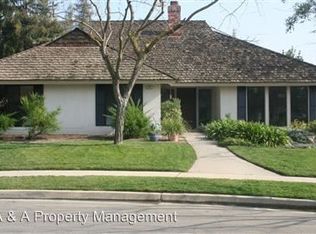 274 E Everglade Ave, Fresno, CA
