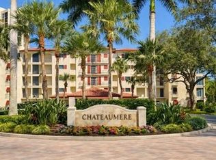 6040 Pelican Bay Blvd APT 101, Naples, FL 34108
