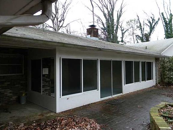 2nd image of 4315 Evergreen Dr