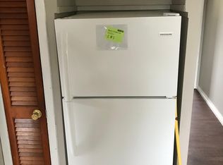 30 Wood St APT 2, Painesville, OH 44077