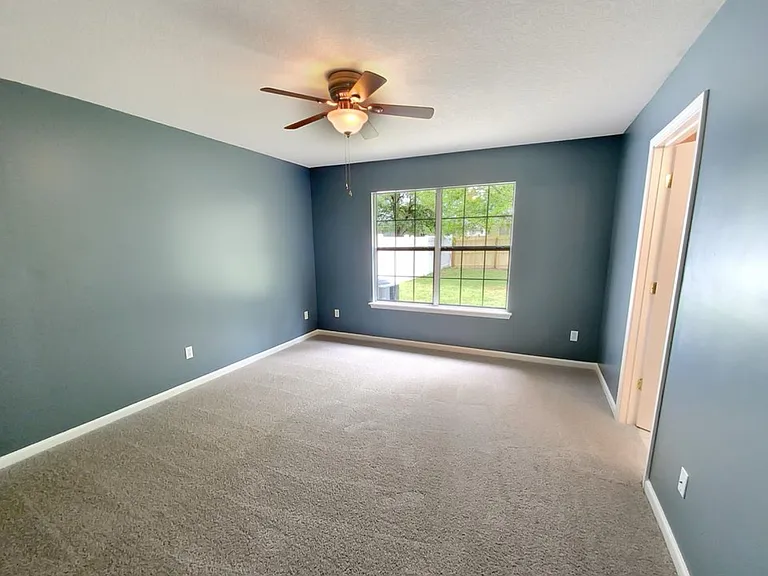 3851 Pebble Brooke Cir — Photo 6