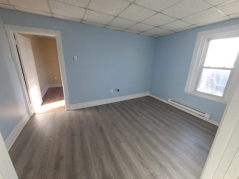 339 Chestnut St #302 — Photo 23