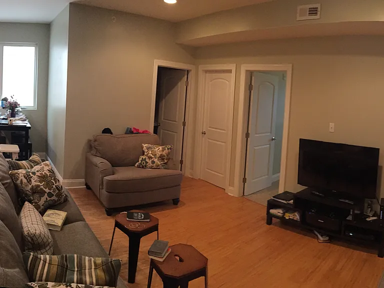 331 N 40th St #B — Photo 30