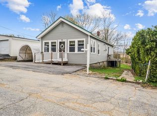 4 Highland St, Suncook, NH 03275