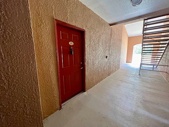 3rd image of 520 Florida Club Blvd APT 110
