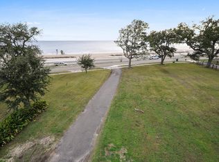 753 E Scenic Dr, Pass Christian, MS 39571