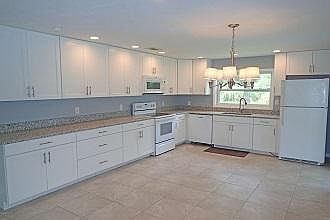 2nd image of 530 Ramsey Ln