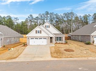 1899 Hidden Lakes Dr, Opelika, AL