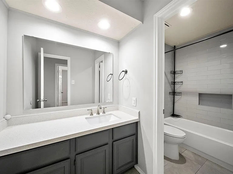 758 Rolling Mill Dr — Photo 23