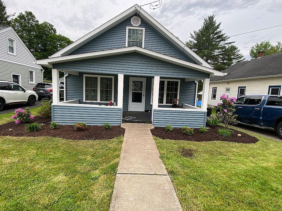 1st image of 12 Richards Ave