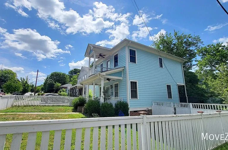 822 Lenoir St — Photo 2