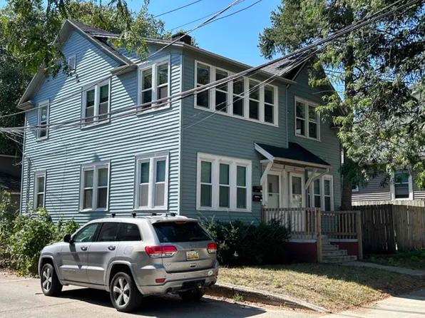110 Trowbridge St NE, Grand Rapids, MI 49503