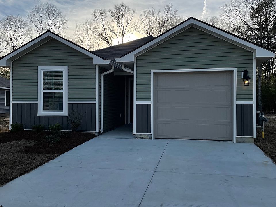 1st image of 33365 Hyacinth St