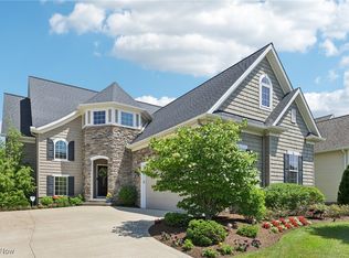 250 Eagle Point Dr, Cleveland, OH 44124