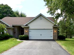 6585 Glen Devon Rd, Rockford, IL 61114