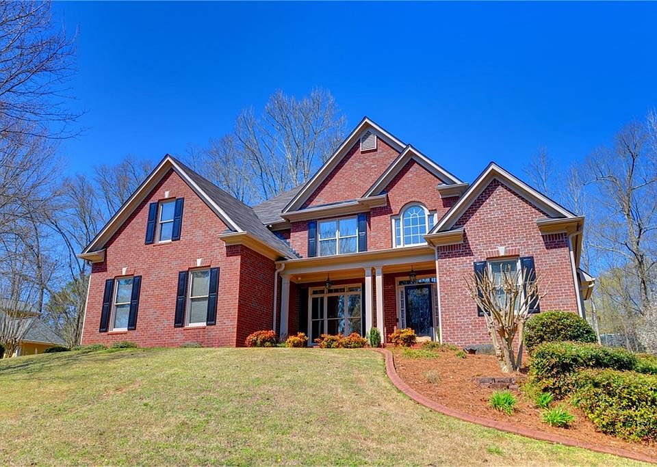 1st image of 304 Oak Meadow Dr