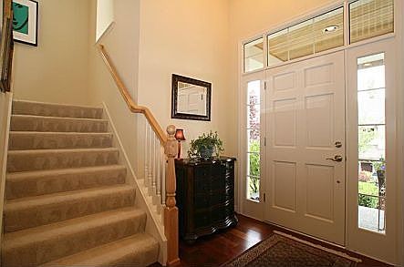 3rd image of 2055 31st Ln NE