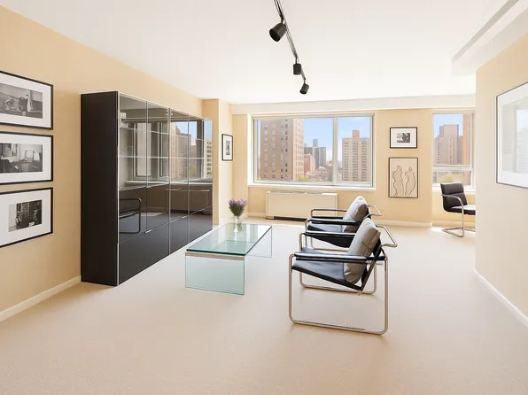 137 East 36th Street 15C image 2 of 12