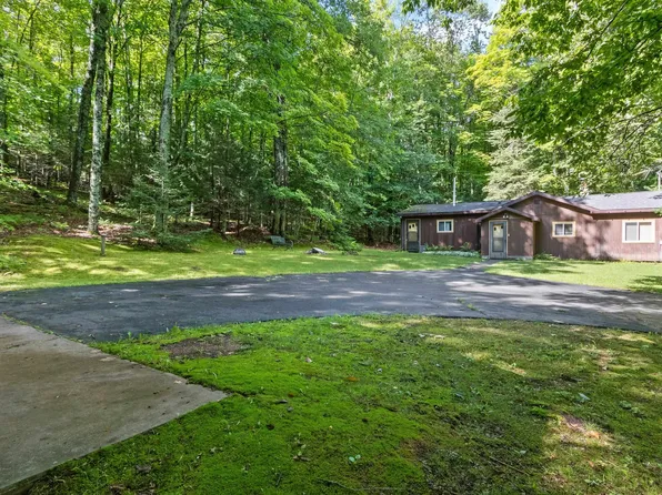 11339 Old 8 Rd, Crandon, WI 54520